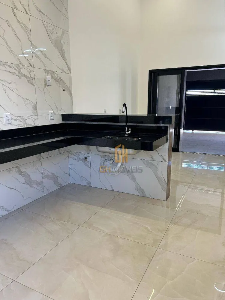 Casa, 3 quartos, 132 m² - Foto 2