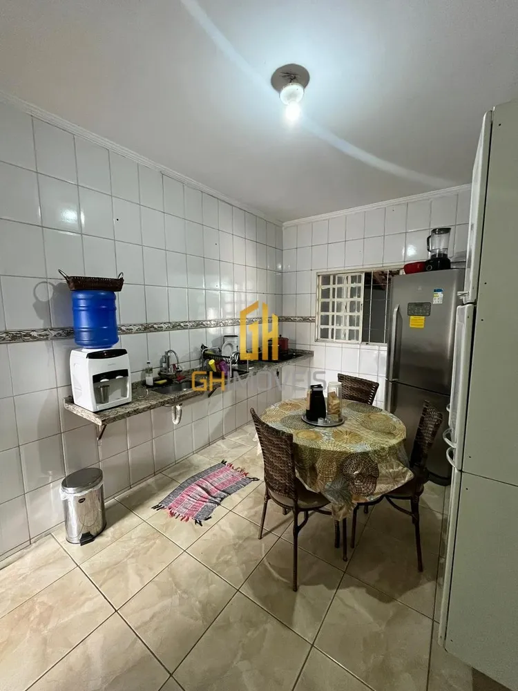 Casa, 3 quartos, 200 m² - Foto 4