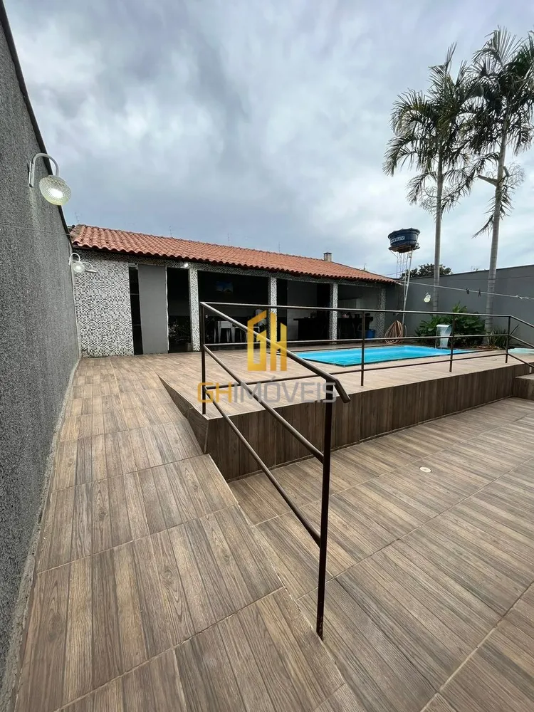 Casa, 3 quartos, 200 m² - Foto 1