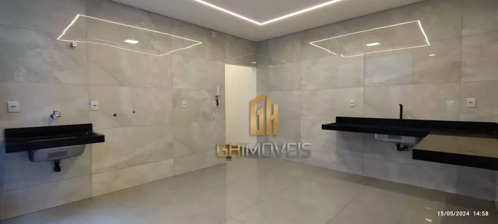 Casa à venda com 3 quartos, 141m² - Foto 4