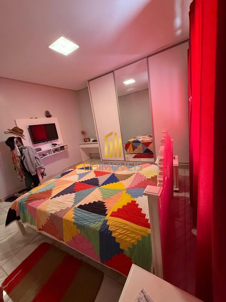 Chácara, 3 quartos, 2000 m² - Foto 2