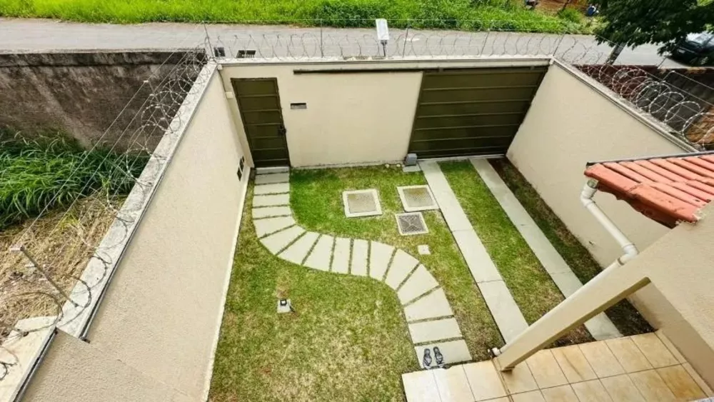 Sobrado à venda com 3 quartos, 119m² - Foto 2