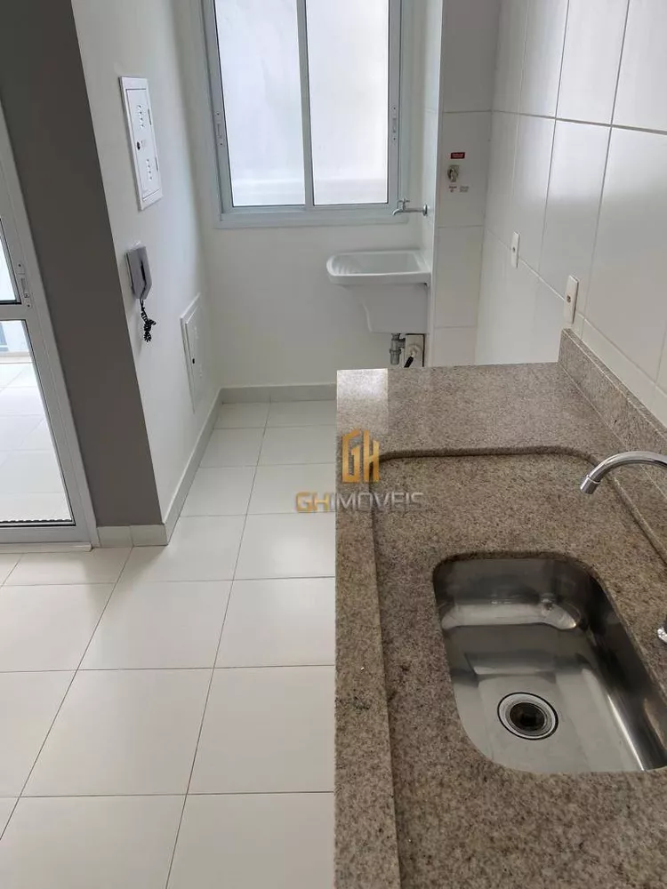 Apartamento à venda com 2 quartos, 58m² - Foto 7