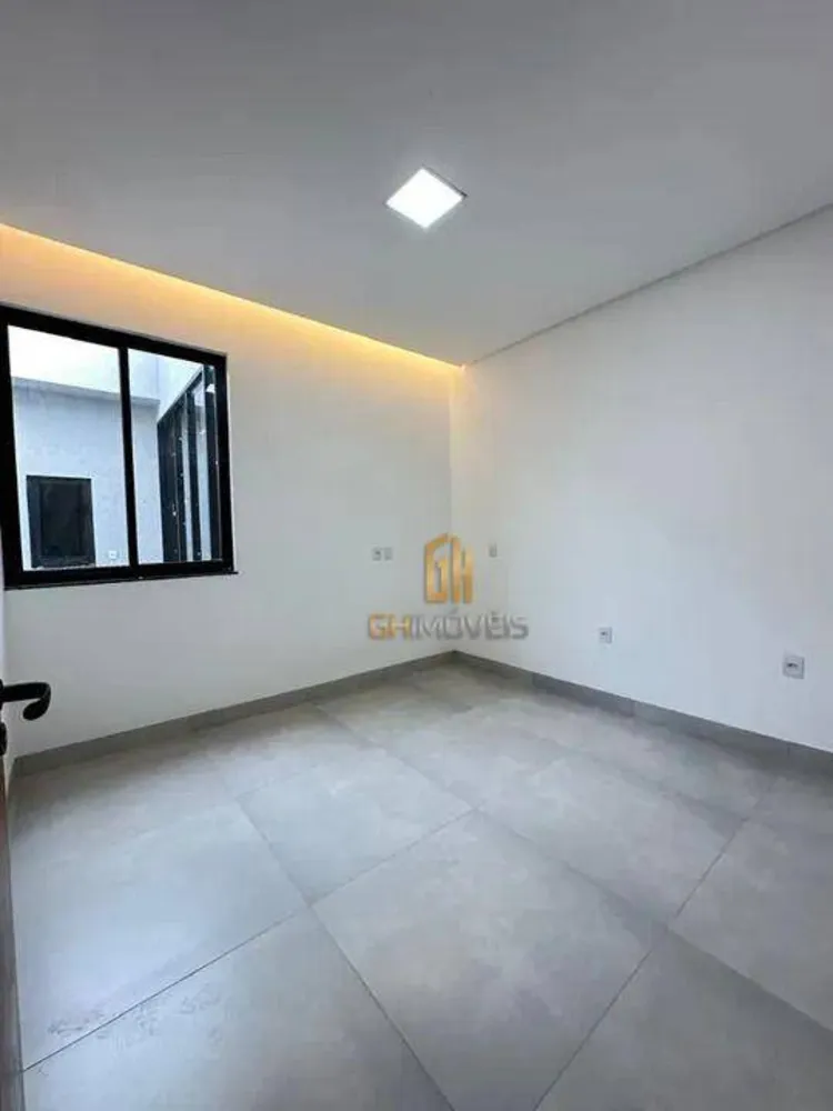 Casa, 3 quartos, 196 m² - Foto 2