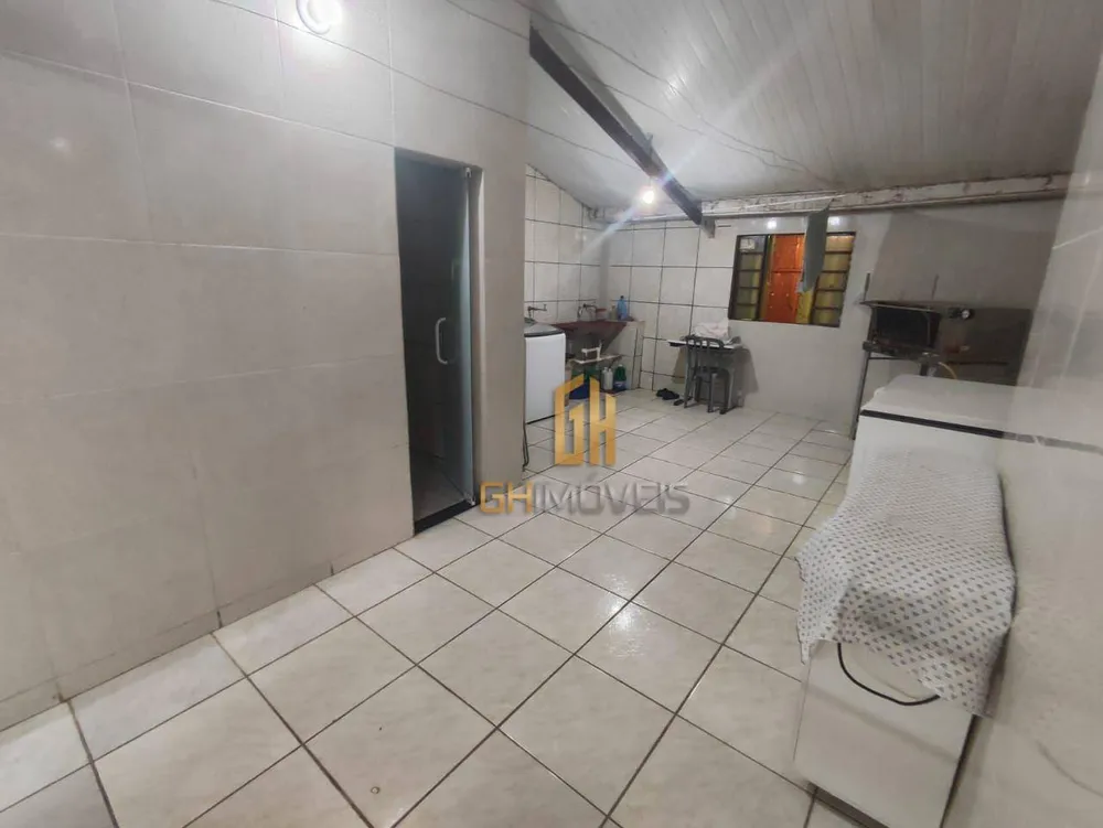 Casa, 3 quartos, 234 m² - Foto 3