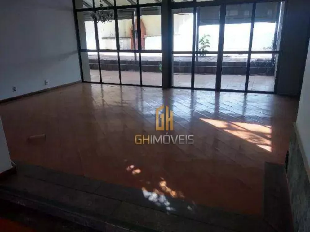 Sobrado à venda com 4 quartos, 329m² - Foto 2