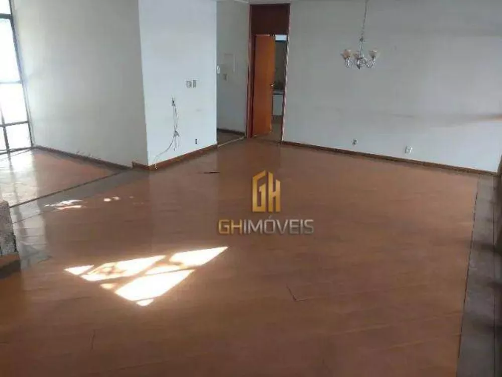 Sobrado à venda com 4 quartos, 329m² - Foto 4