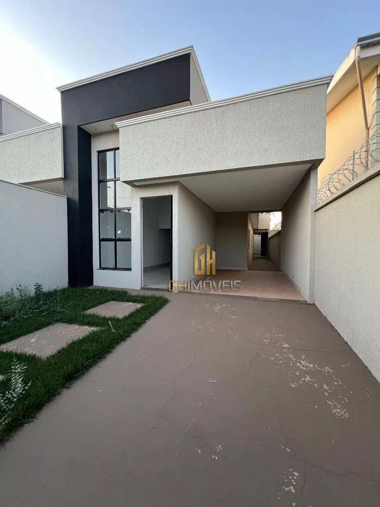 Casa à venda com 3 quartos, 122m² - Foto 2