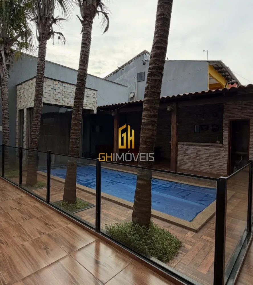 Casa, 3 quartos, 250 m² - Foto 1