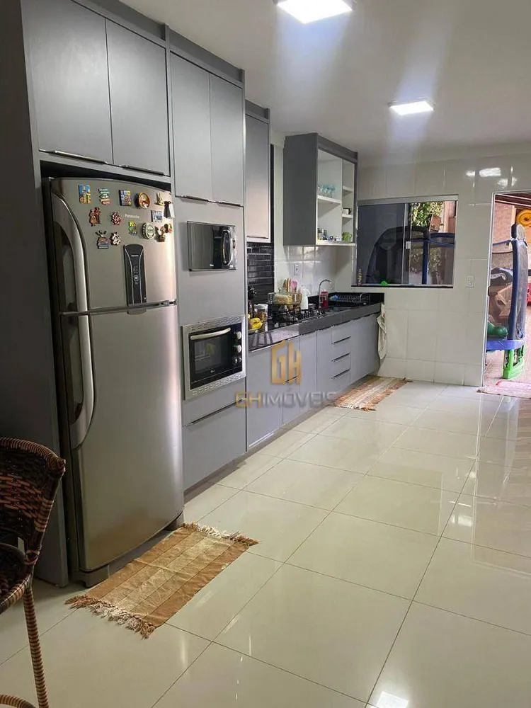 Casa, 2 quartos, 250 m² - Foto 4