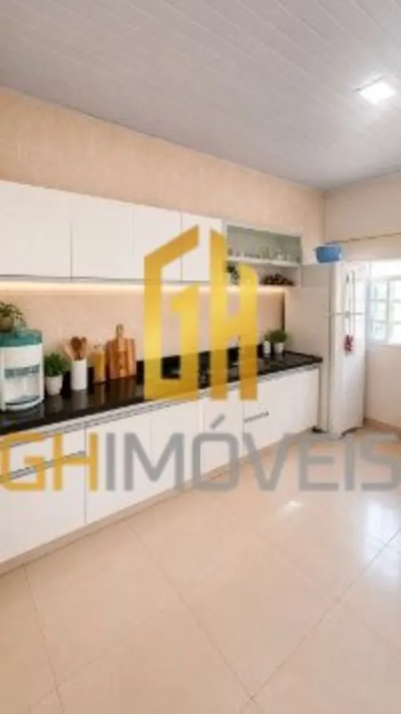 Casa, 2 quartos, 329 m² - Foto 1