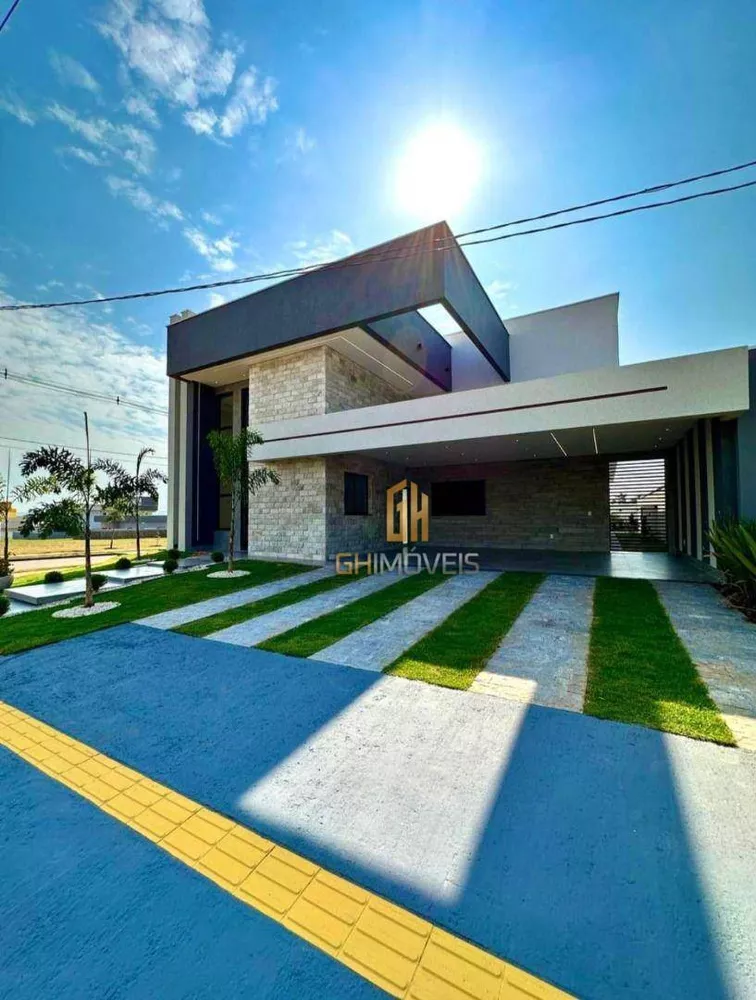 Casa de Condomínio à venda com 4 quartos, 259m² - Foto 2