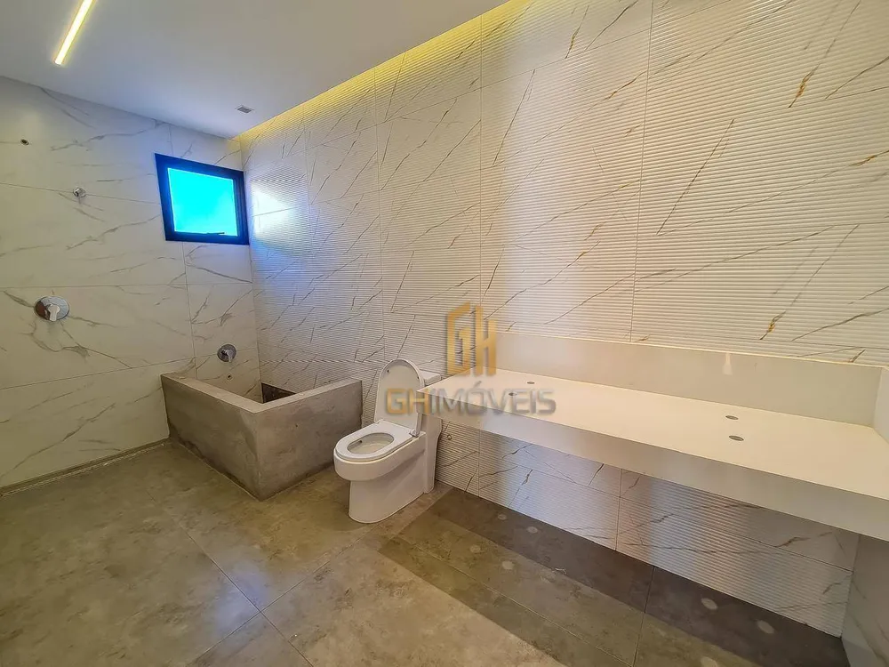 Sobrado, 3 quartos, 228 m² - Foto 1