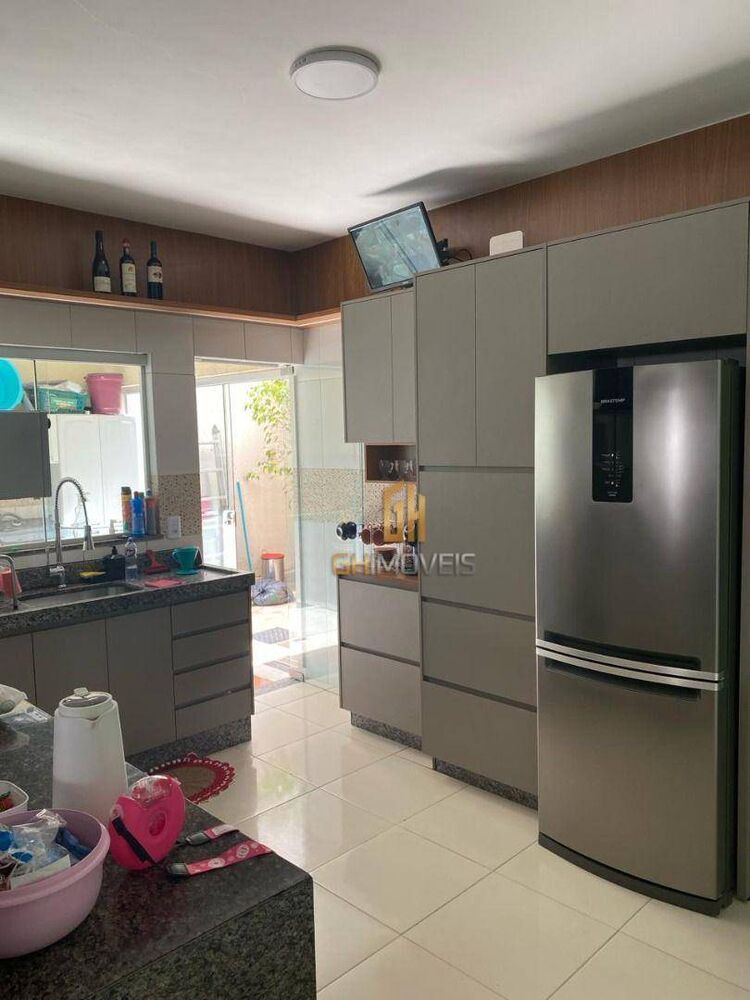 Casa, 2 quartos, 176 m² - Foto 1