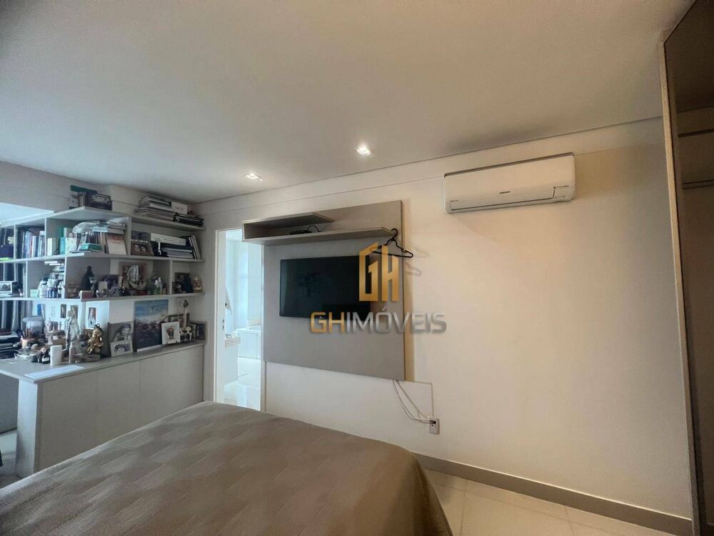 Apartamento, 4 quartos, 242 m² - Foto 2