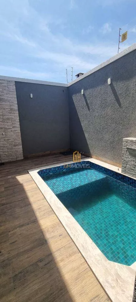 Casa à venda com 3 quartos, 155m² - Foto 3