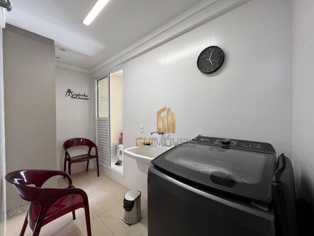 Apartamento à venda com 3 quartos, 157m² - Foto 7