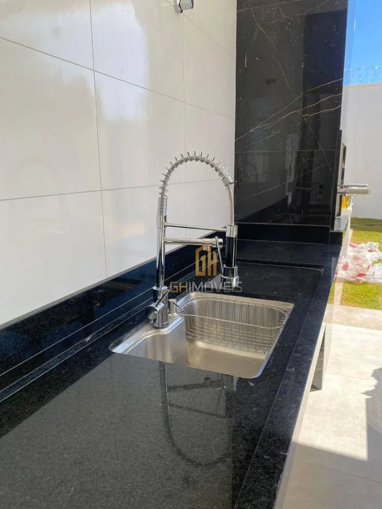 Casa, 3 quartos, 136 m² - Foto 2