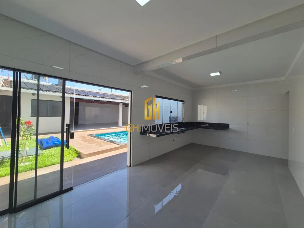 Casa, 3 quartos, 208 m² - Foto 3