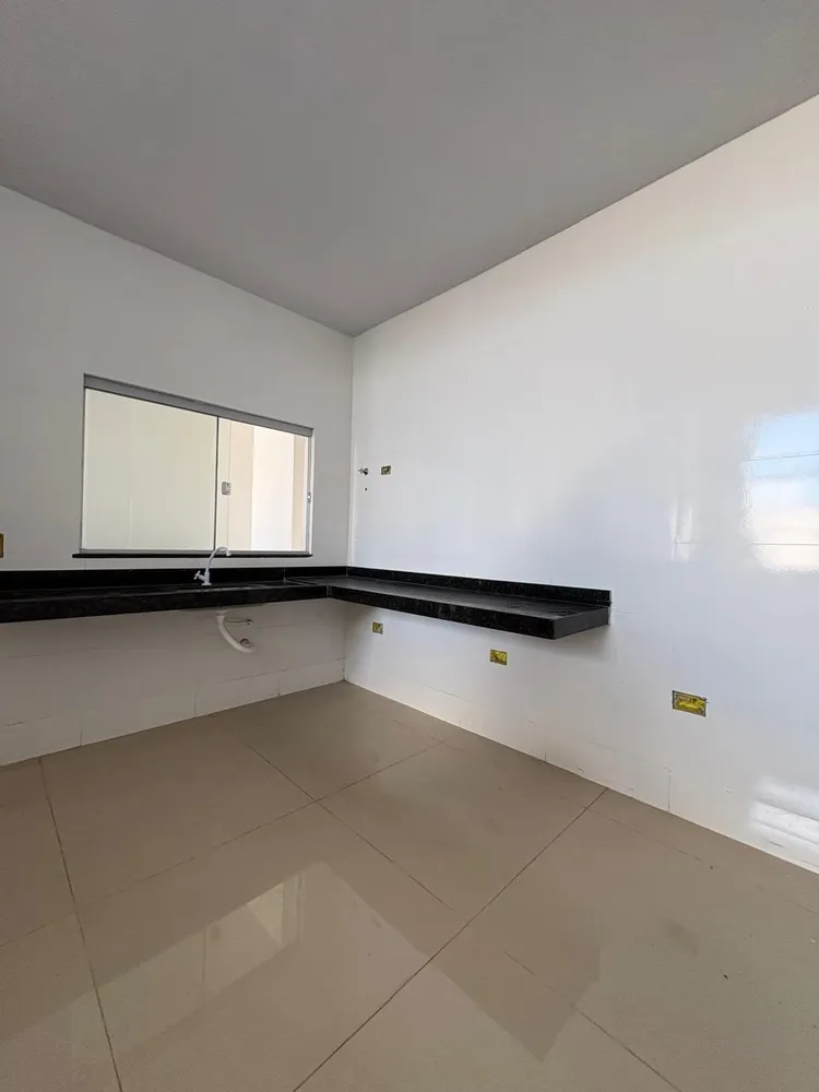 Casa, 3 quartos, 99 m² - Foto 2