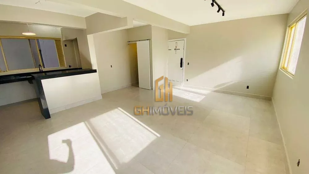 Apartamento à venda com 3 quartos, 114m² - Foto 2