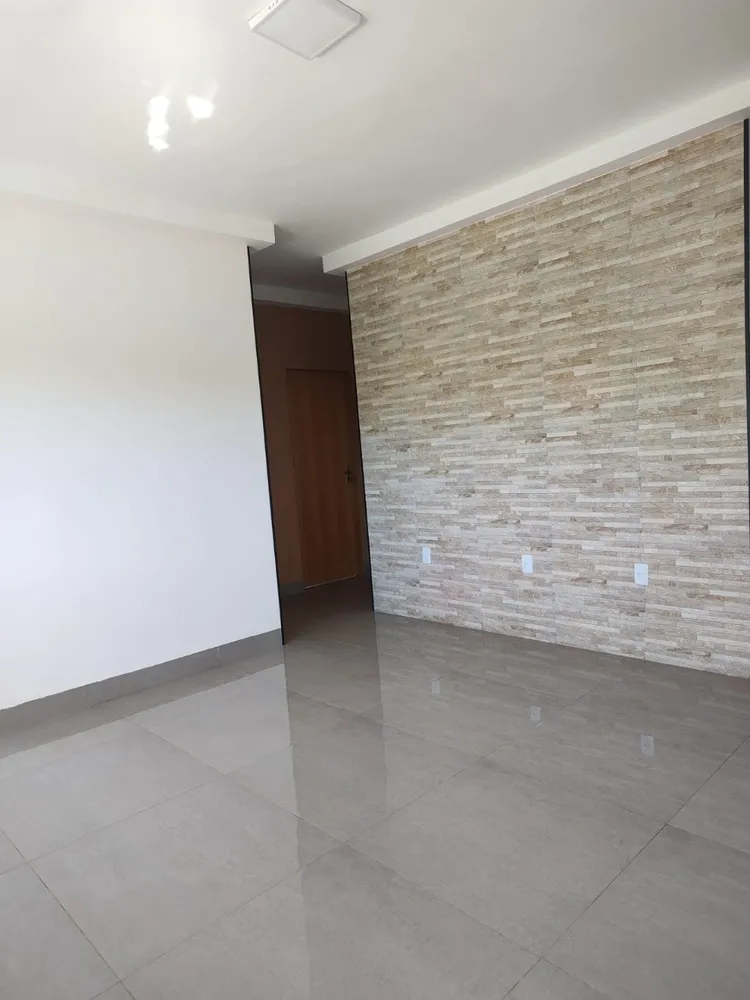Casa, 3 quartos, 98 m² - Foto 2