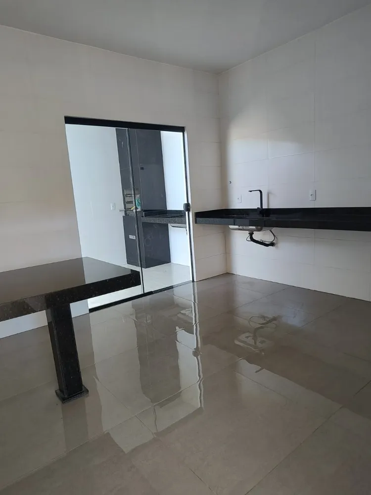 Casa, 3 quartos, 98 m² - Foto 1