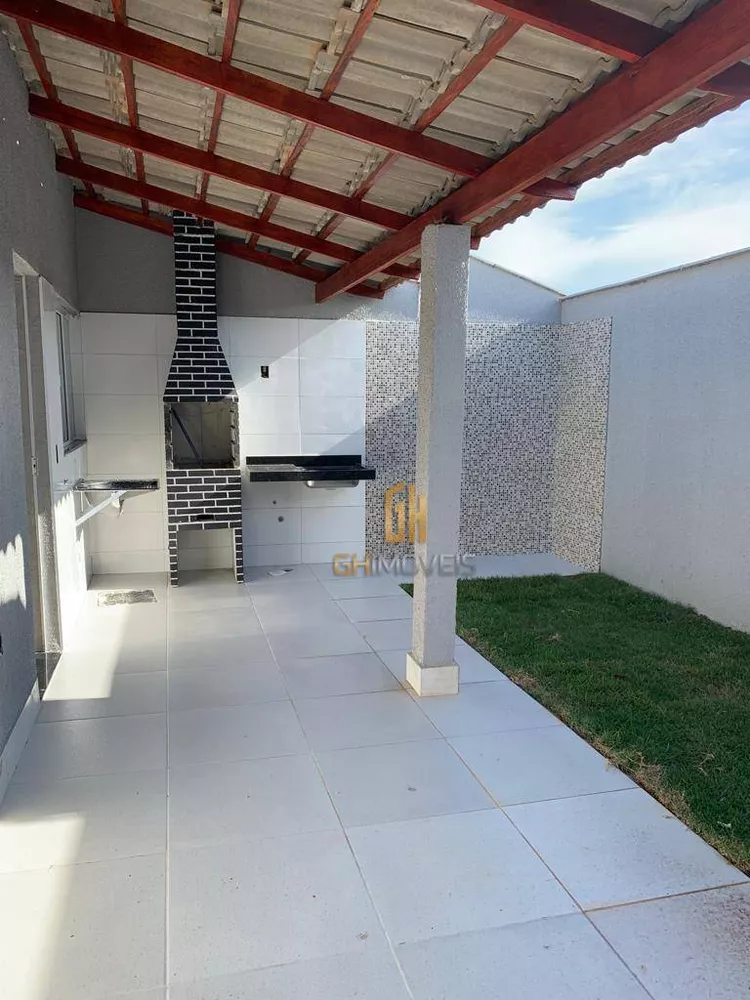 Casa à venda com 3 quartos, 117m² - Foto 3