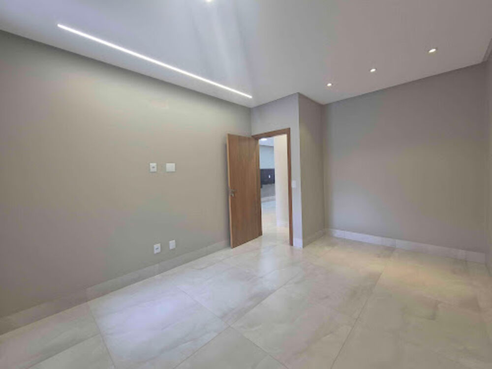 Casa à venda com 3 quartos, 155m² - Foto 3