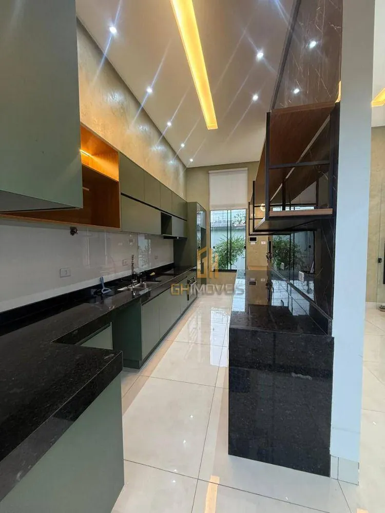 Casa, 3 quartos, 197 m² - Foto 1