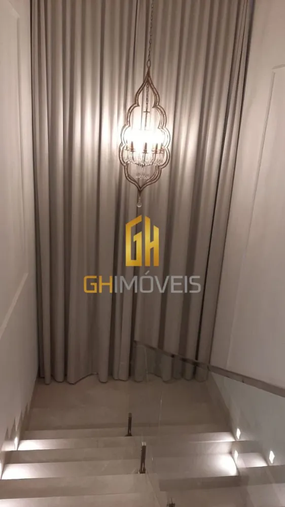 Sobrado, 4 quartos, 320 m² - Foto 1