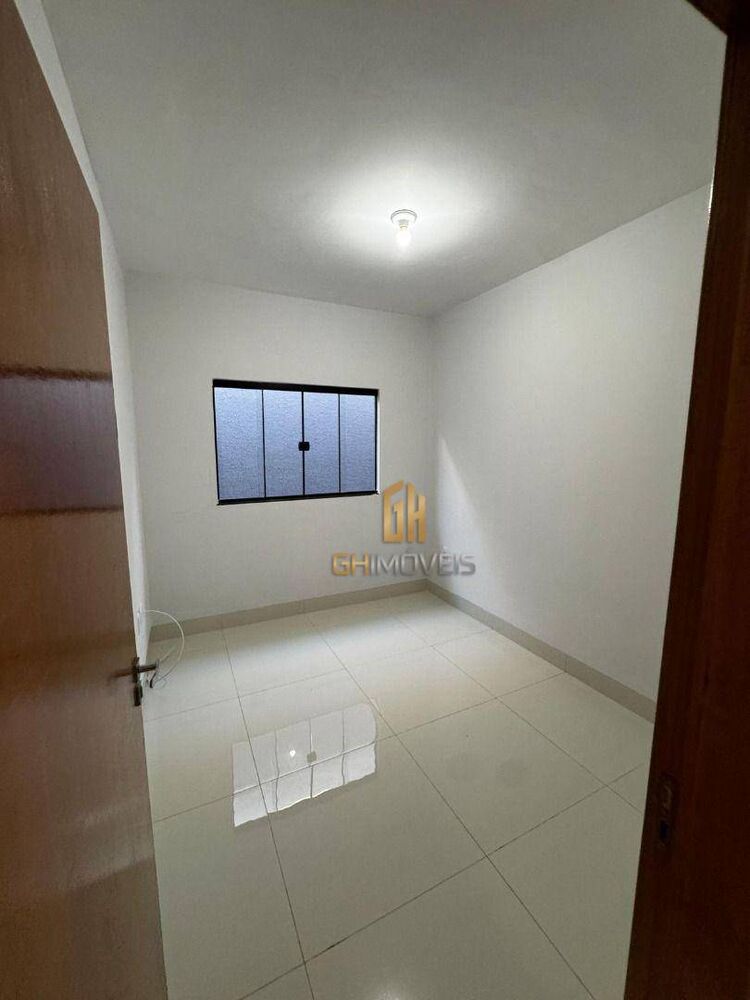 Casa à venda com 3 quartos, 112m² - Foto 2