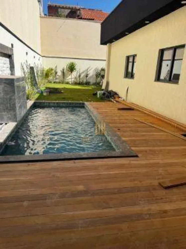 Casa, 3 quartos, 151 m² - Foto 1