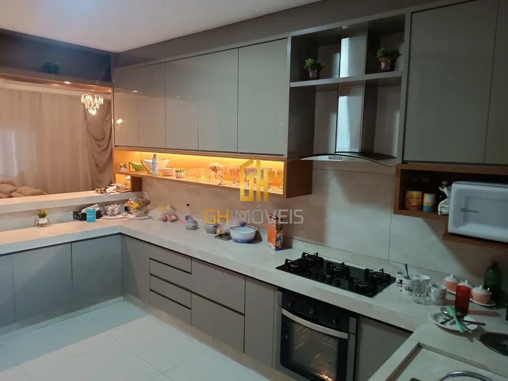 Casa, 4 quartos, 182 m² - Foto 4
