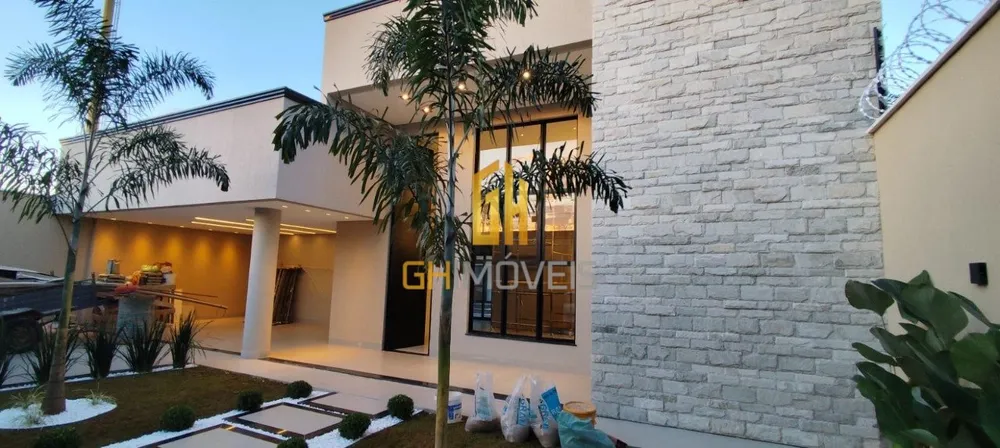 Casa, 3 quartos, 205 m² - Foto 1