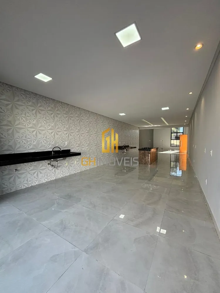 Casa, 3 quartos, 172 m² - Foto 2