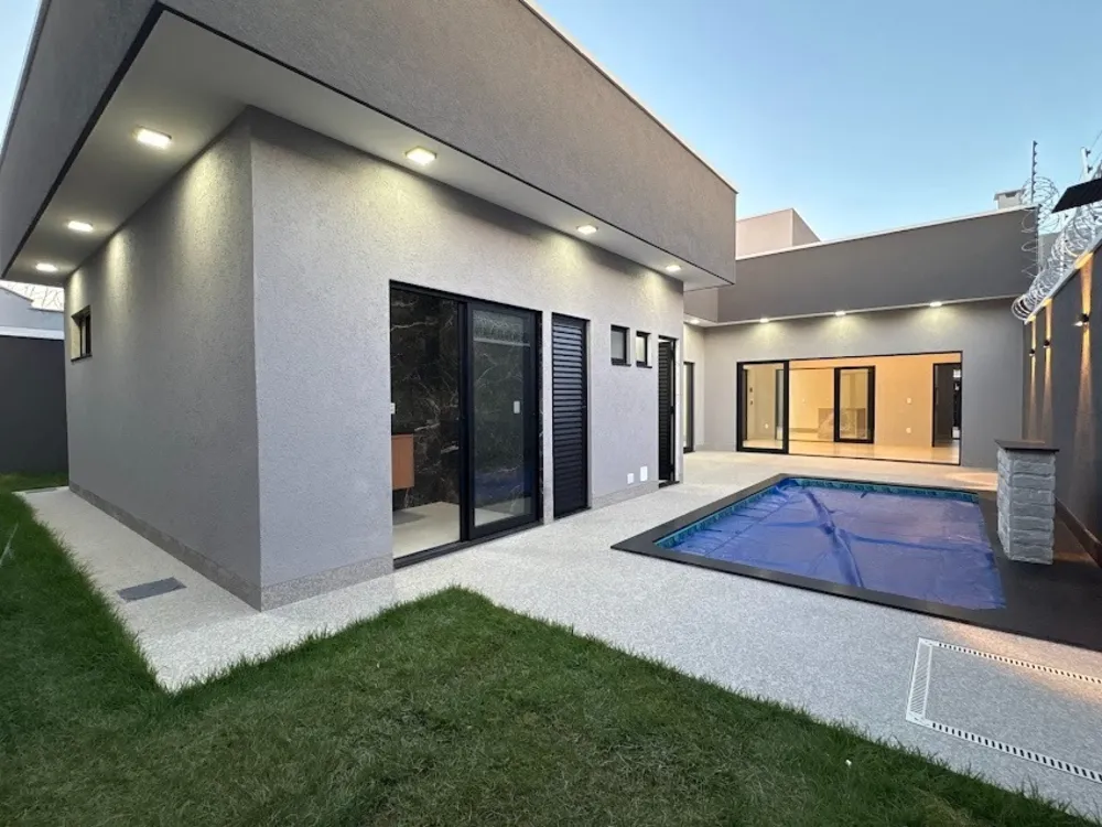 Casa, 3 quartos, 198 m² - Foto 1