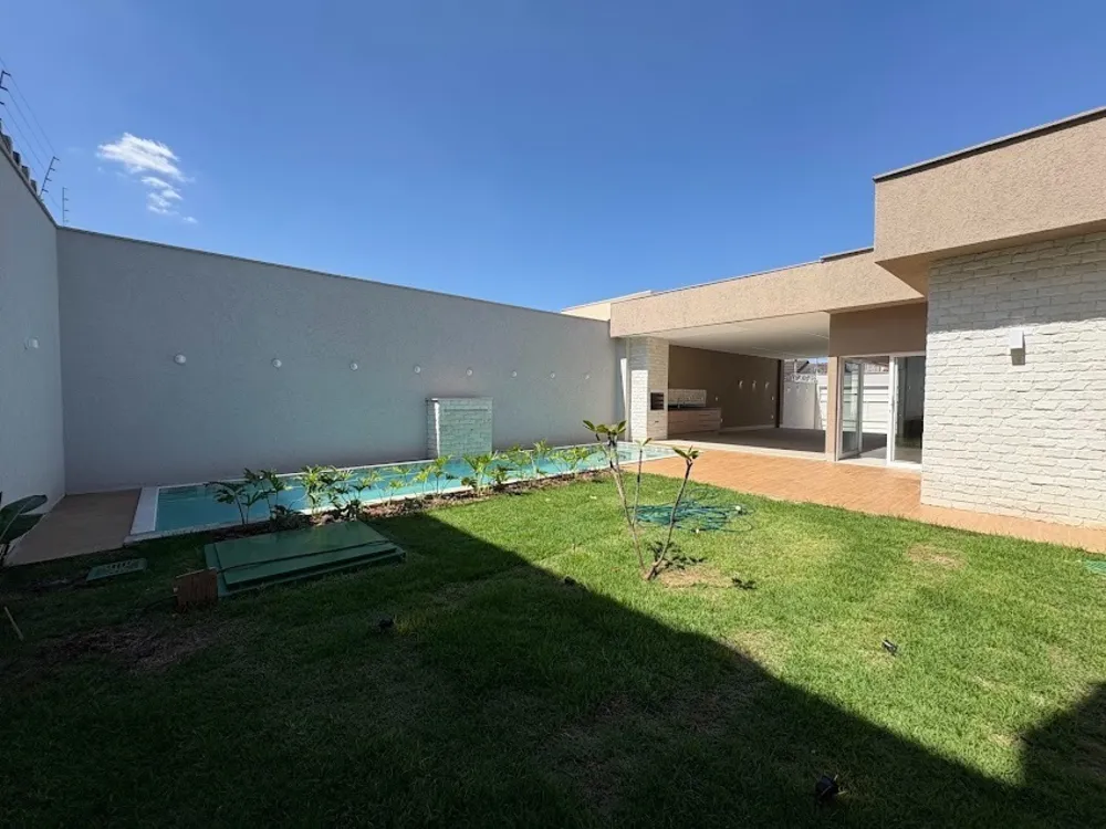 Casa, 4 quartos, 223 m² - Foto 3