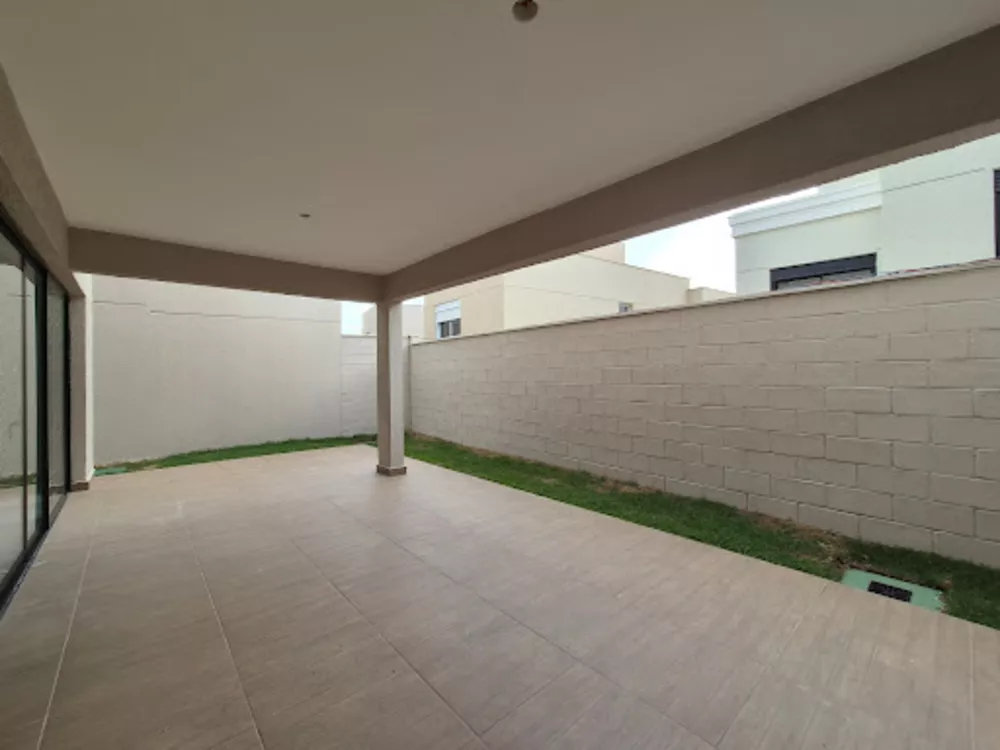 Sobrado à venda com 4 quartos, 181m² - Foto 4