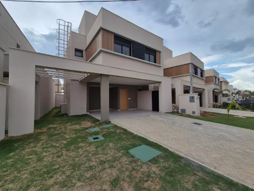 Sobrado à venda com 4 quartos, 181m² - Foto 1