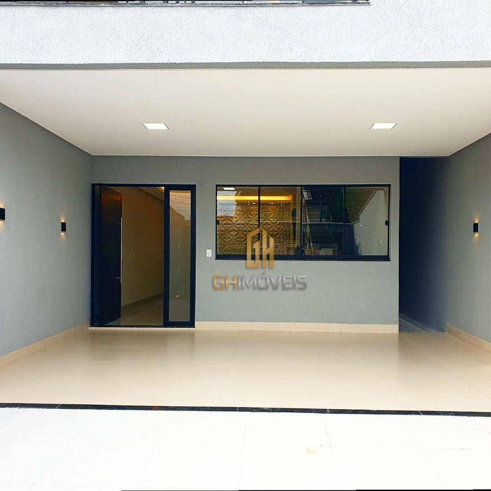 Casa à venda com 4 quartos, 210m² - Foto 2