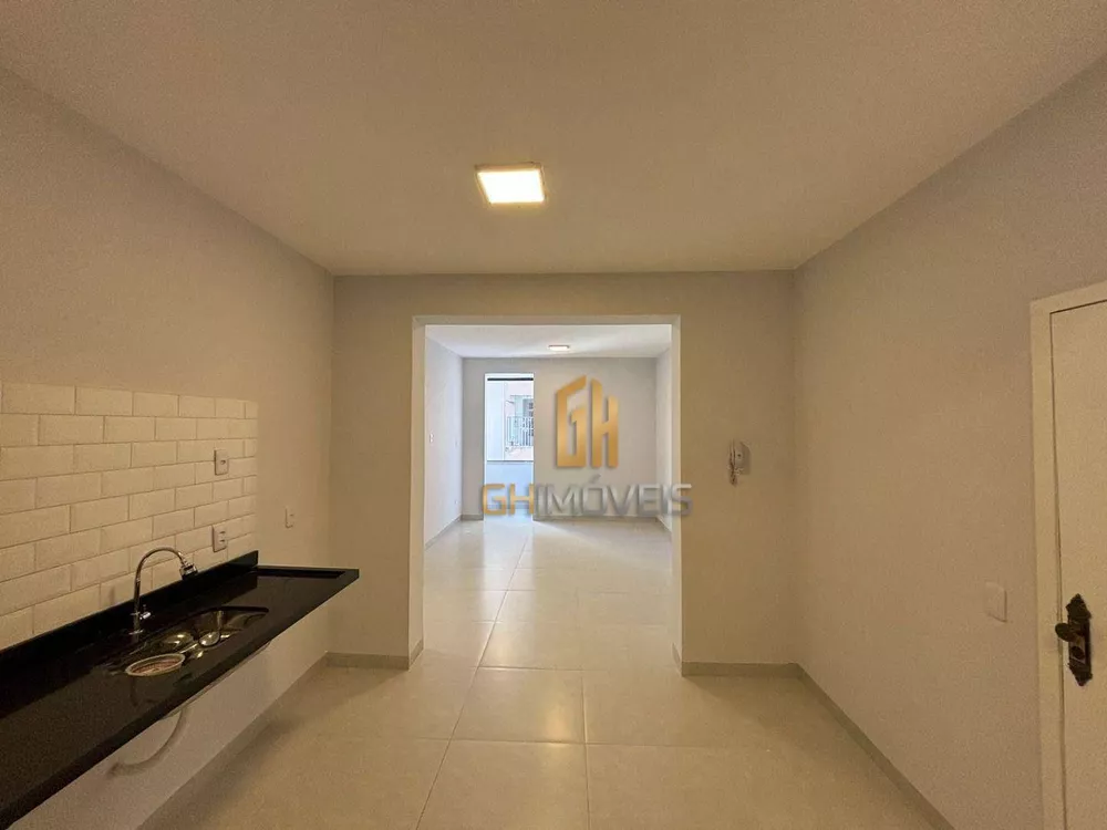 Apartamento à venda com 3 quartos, 90m² - Foto 4