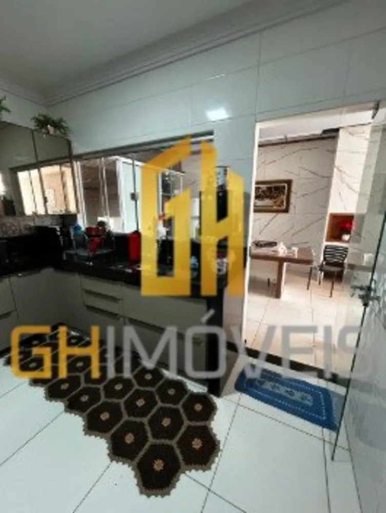 Casa, 3 quartos, 300 m² - Foto 1
