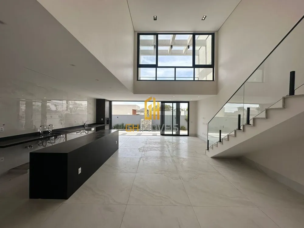 Sobrado, 4 quartos, 263 m² - Foto 2
