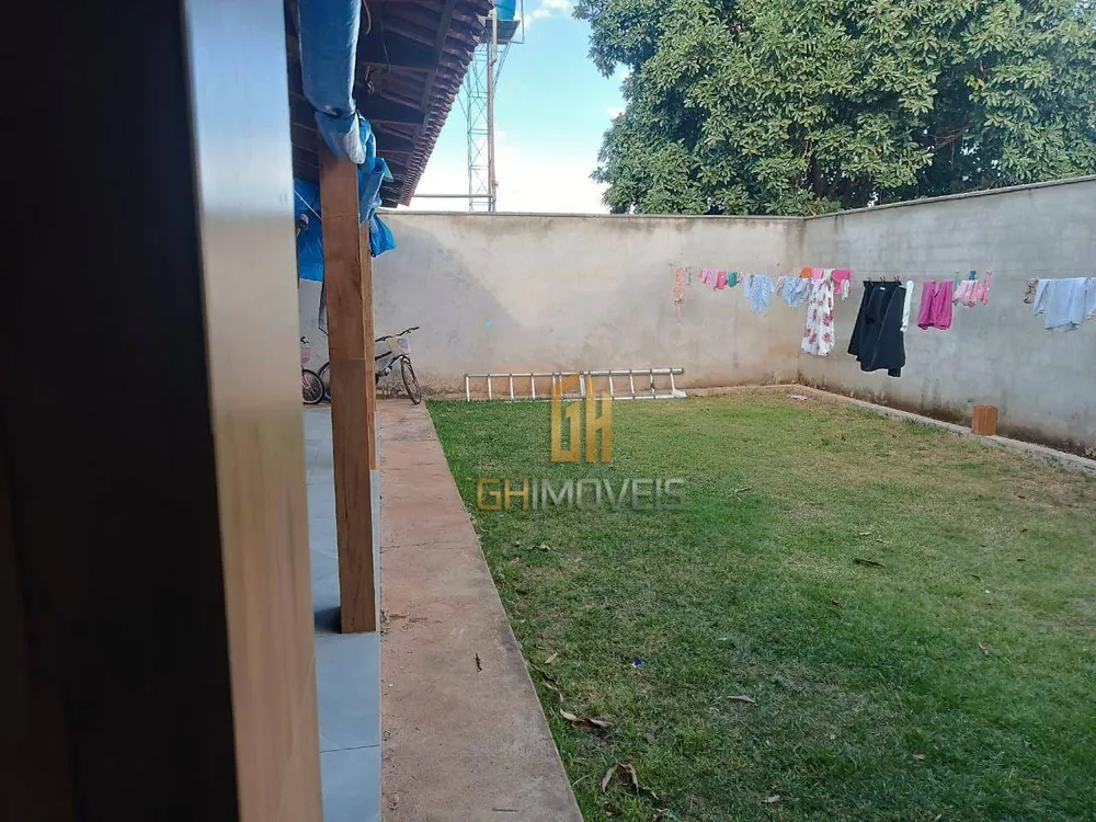 Casa, 4 quartos, 182 m² - Foto 1