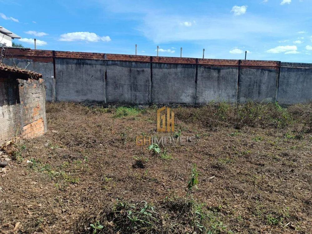 Chácara, 3 quartos, 2530 m² - Foto 1