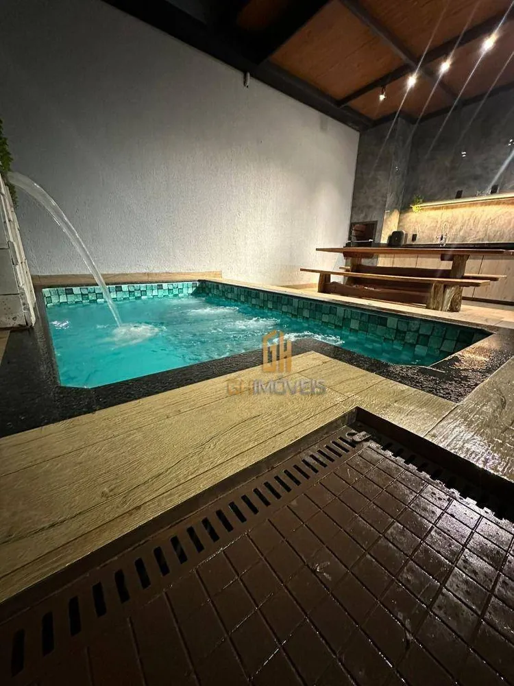 Sobrado, 3 quartos, 200 m² - Foto 1