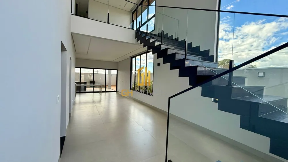 Casa, 4 quartos, 239 m² - Foto 2