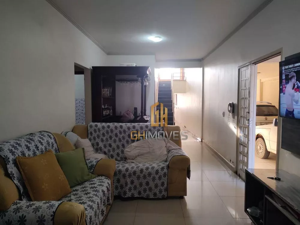 Sobrado à venda com 5 quartos, 300m² - Foto 3