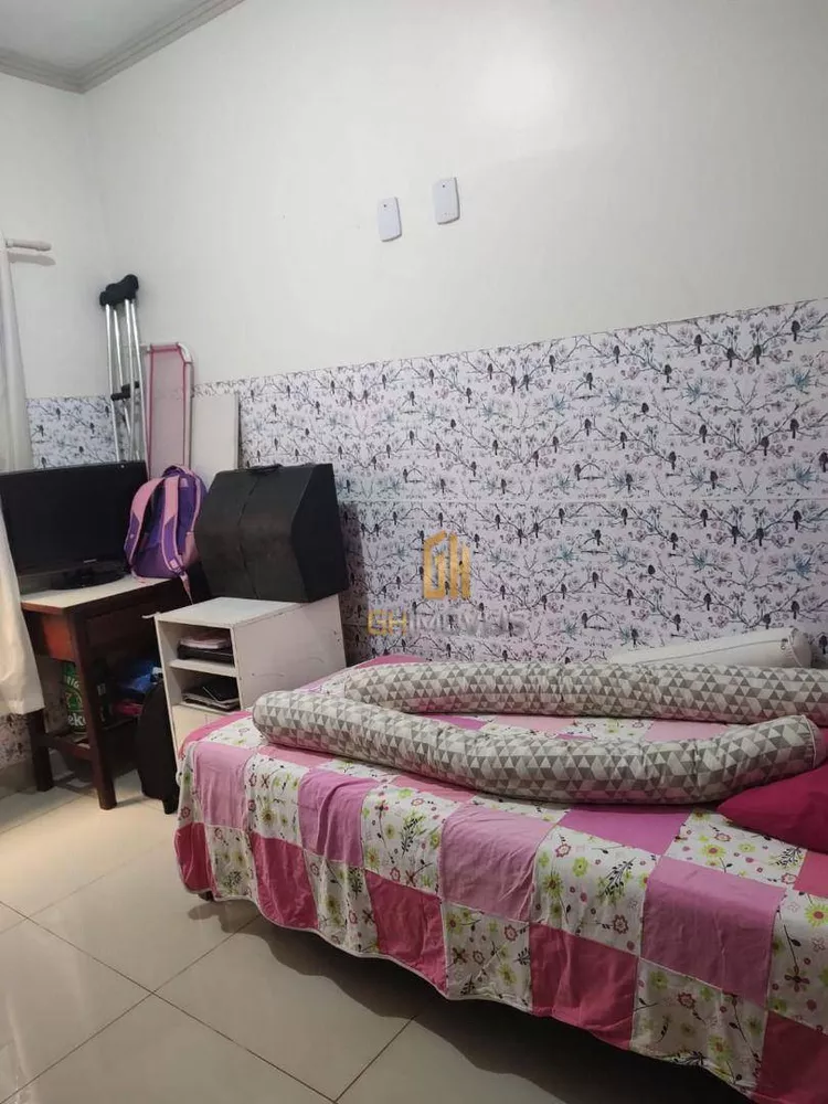 Sobrado à venda com 5 quartos, 300m² - Foto 13